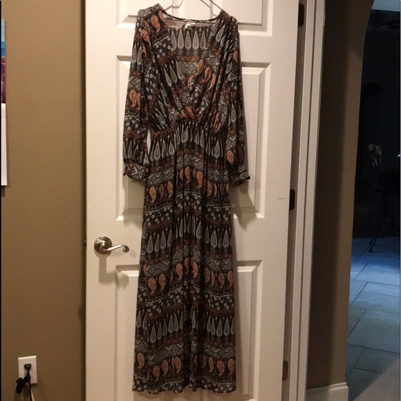 Adrienne Dresses & Skirts - 🛍👗Adrienne Maxi Dress